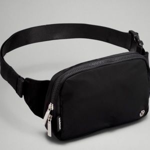 NWT Lululemon Everywhere Belt Bag Large Black